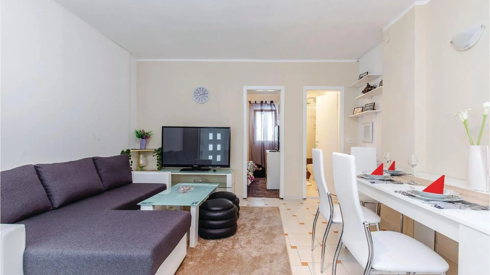Stunning Apartment In Kostrena With Kitchen 0*,